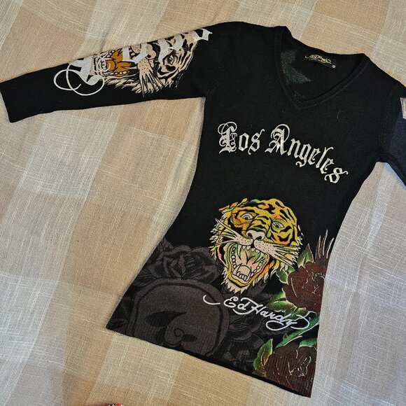 Ed Hardy Tops - y2k Mobwife McBling Blokecore Ed Hardy Tiger Logo Babydoll Long Sleeve Tee